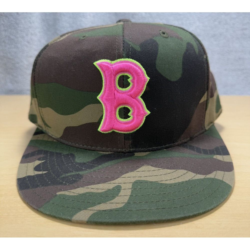 Boston Red‎ Sox Cap Hat American Needle 7 3/8 Professional Model Camo Pink B